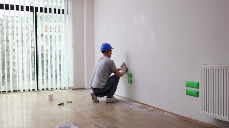 Best Emergency Mold Remediation  in Worthington, MN